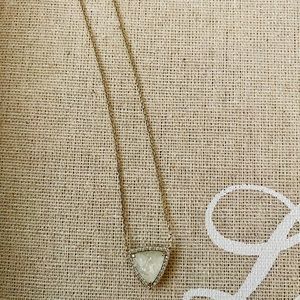 SD Somerville pendant- white opal